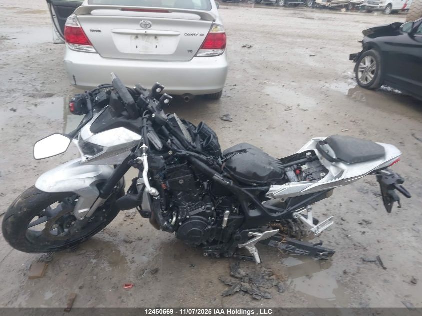 JH2RH2429SK000357 2025 HONDA CB photo no. 13