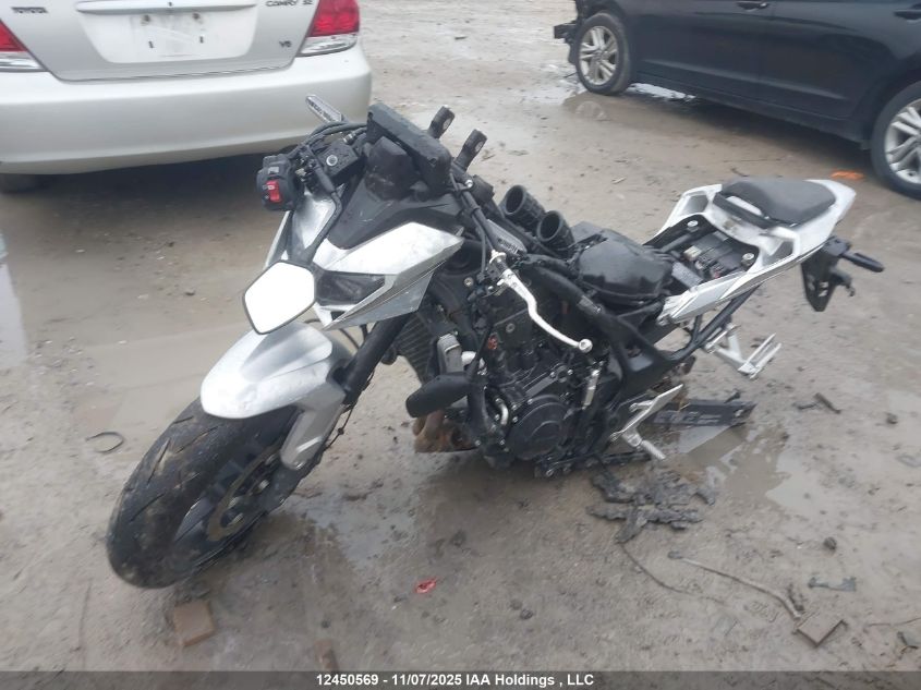 JH2RH2429SK000357 2025 HONDA CB photo no. 2