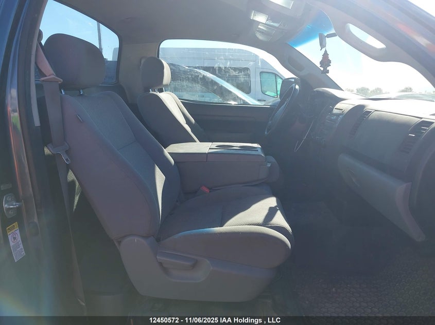 5TFKM5F12AX001234 2010 TOYOTA TUNDRA photo no. 8