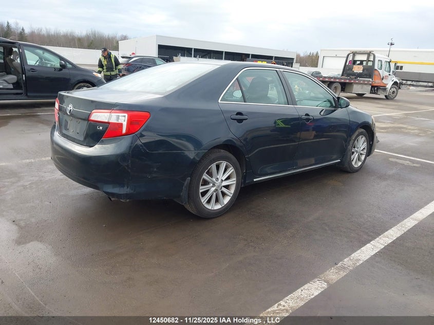 4T1BF1FK8EU354916 2014 TOYOTA CAMRY photo no. 4