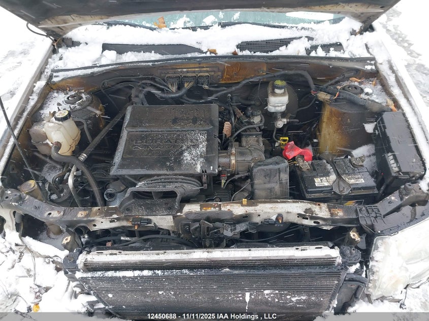 1FMCU0DG6BKC45414 2011 FORD ESCAPE photo no. 10