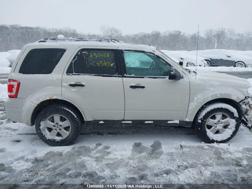1FMCU0DG6BKC45414 2011 FORD ESCAPE photo no. 14