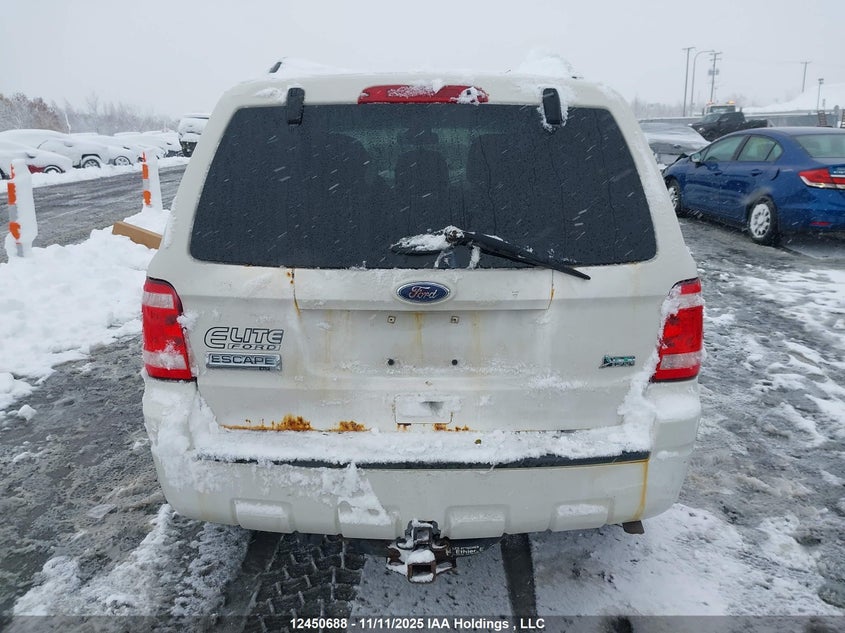 1FMCU0DG6BKC45414 2011 FORD ESCAPE photo no. 17