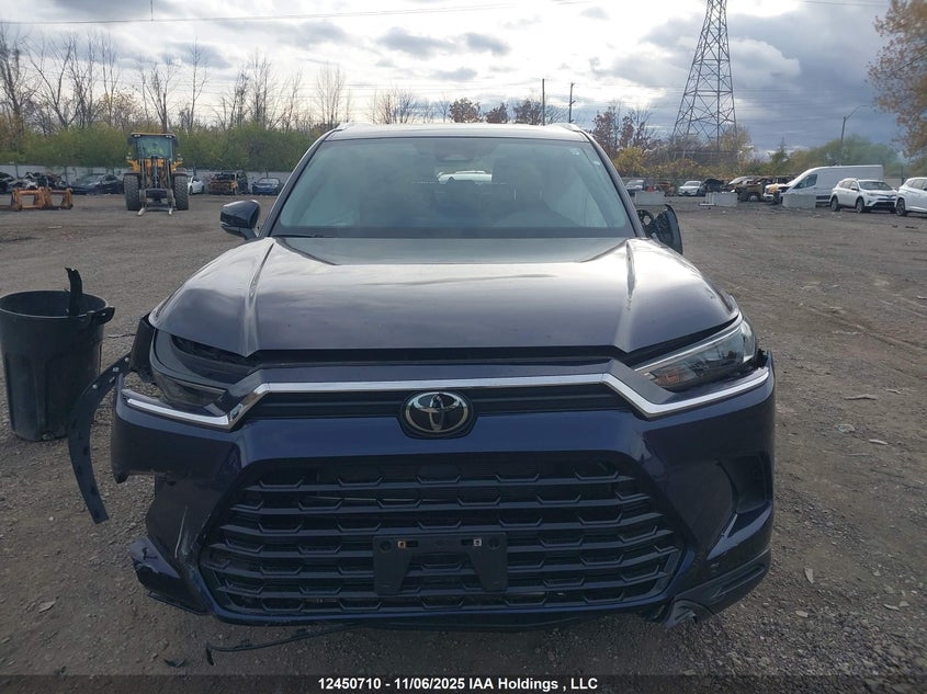 5TDAAAB50RS026463 2024 TOYOTA HIGHLANDER photo no. 12