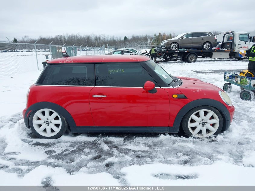 WMWMF33588TU65562 2008 MINI COOPER photo no. 13
