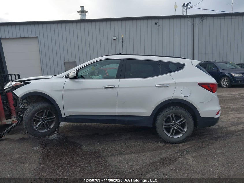 5XYZUDLB8HG411006 2017 HYUNDAI SANTA FE photo no. 14