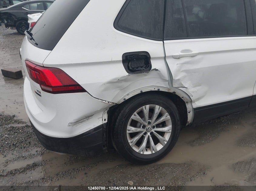3VV0B7AX1JM096591 2018 VOLKSWAGEN TIGUAN photo no. 6