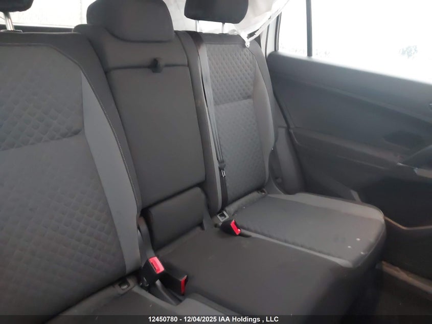 3VV0B7AX1JM096591 2018 VOLKSWAGEN TIGUAN photo no. 8