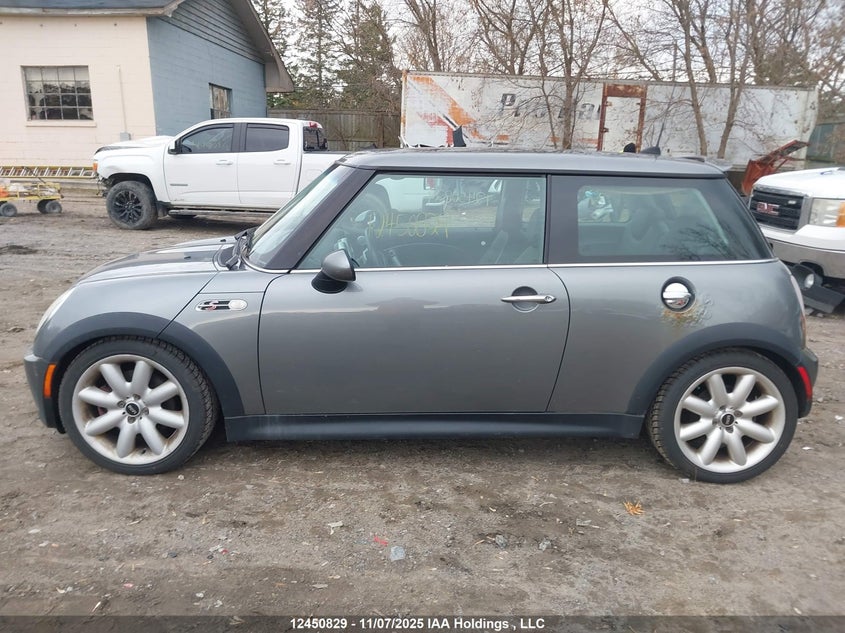 2005 Mini Cooper S VIN: WMWRE33515TG96357 Lot: 12450829