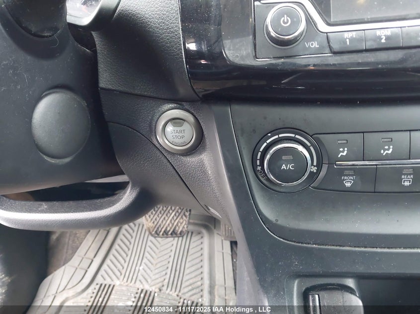 3N1AB7AP4HY332076 2017 NISSAN SENTRA photo no. 11