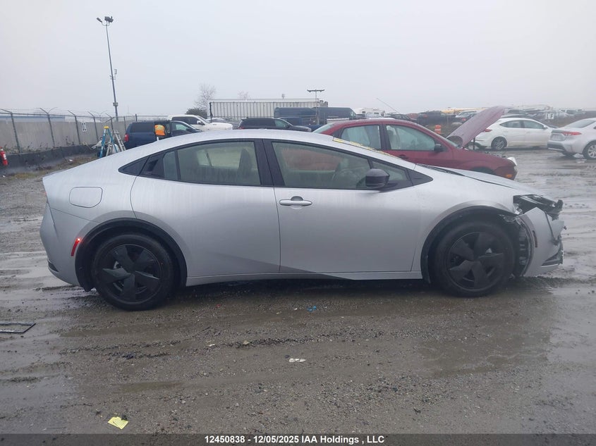 JTDACACU9T3058000 2026 TOYOTA PRIUS photo no. 14