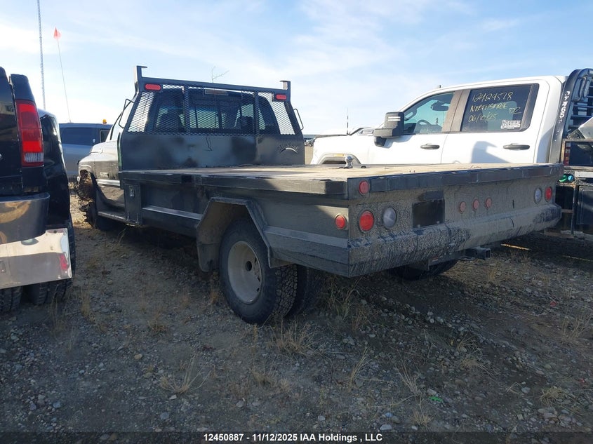 3B6MF36D0WM237982 1998 DODGE RAM photo no. 3