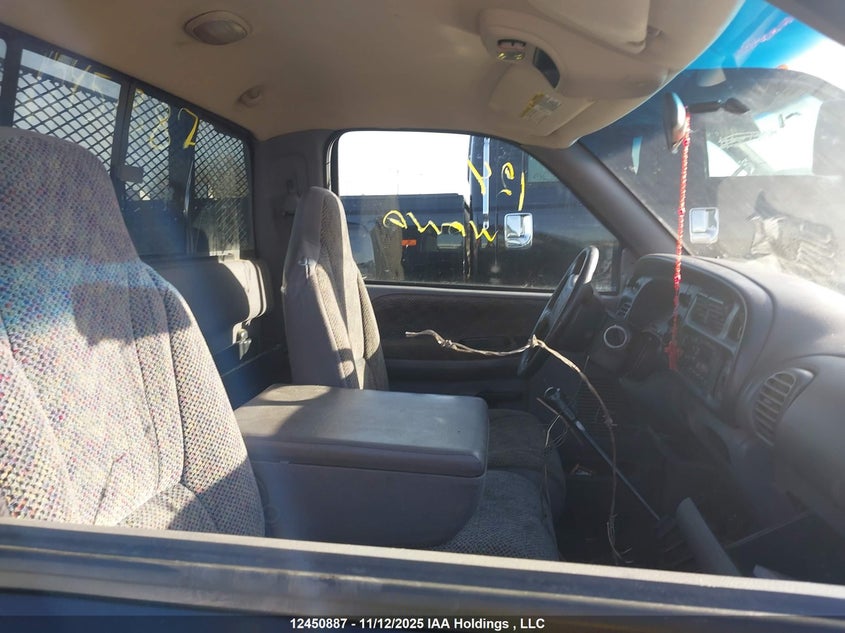 3B6MF36D0WM237982 1998 DODGE RAM photo no. 8