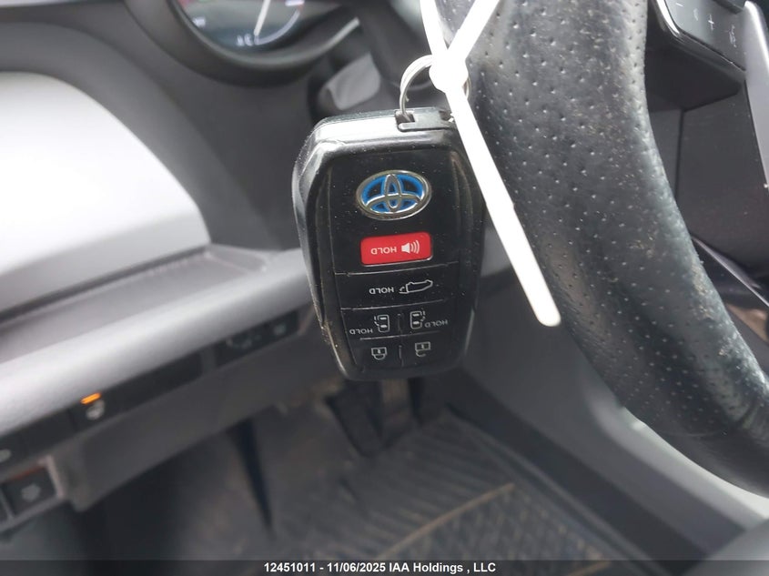 5TDGRKEC0MS004619 2021 TOYOTA SIENNA photo no. 11