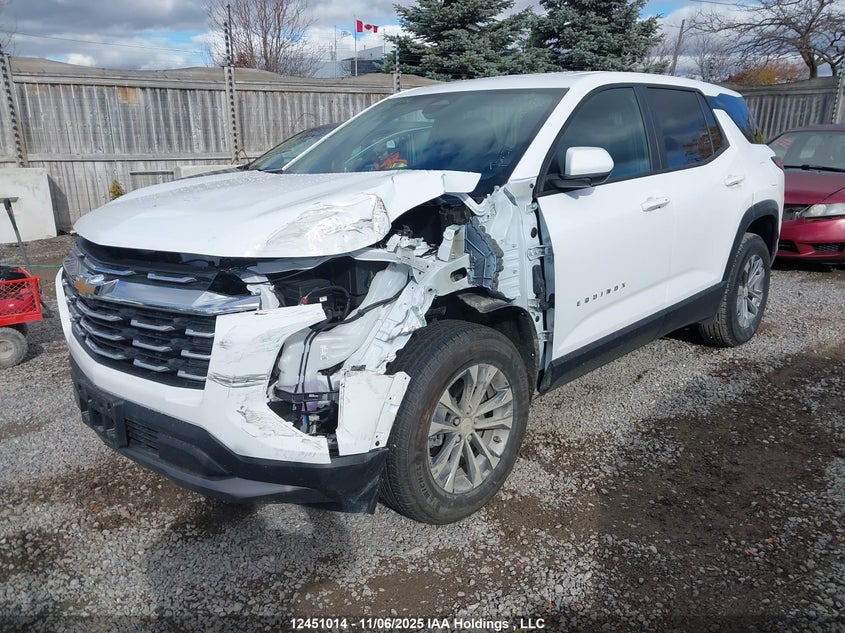 3GNAXPEG9TL283527 2026 CHEVROLET EQUINOX photo no. 2