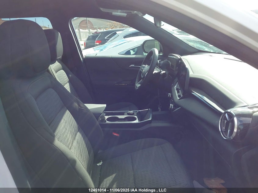 3GNAXPEG9TL283527 2026 CHEVROLET EQUINOX photo no. 5