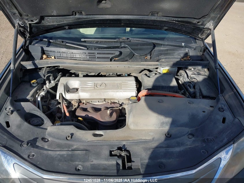 2011 Lexus Hs 250H Premium Luxury VIN: JTHBB1BAXB2045418 Lot: 12451028