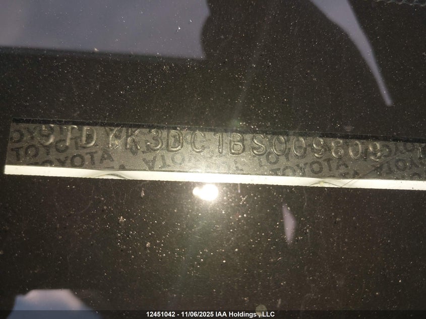 5TDYK3DC1BS009809 2011 TOYOTA SIENNA photo no. 20