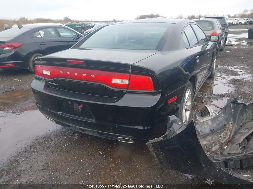 2C3CDXBG6EH217449 2014 DODGE CHARGER photo no. 4