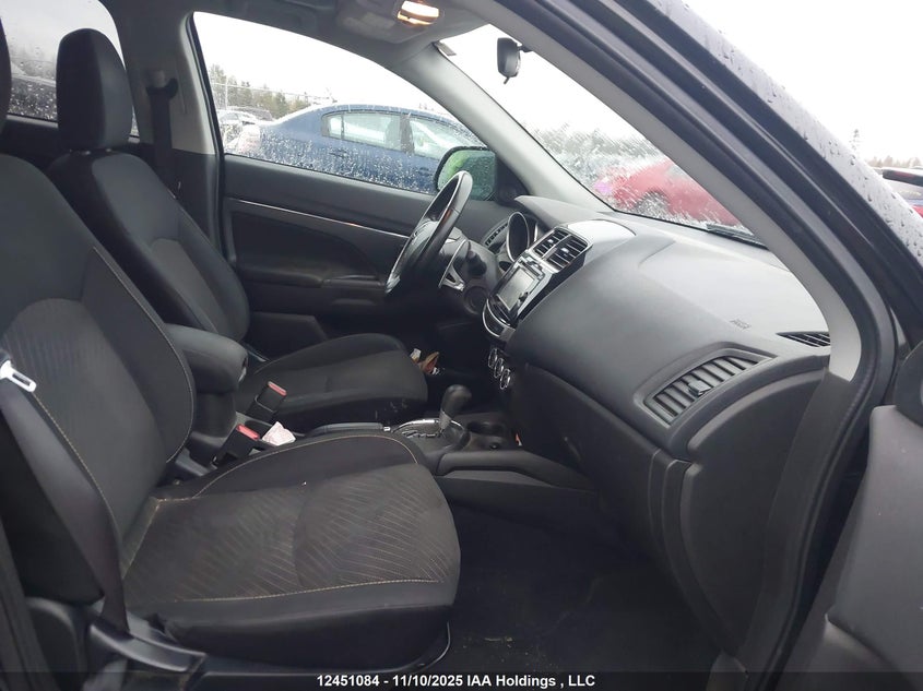 4A4AJ4AU8FE602319 2015 MITSUBISHI RVR photo no. 5