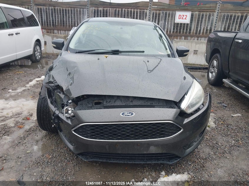 1FADP3K29GL334538 2016 FORD FOCUS photo no. 12