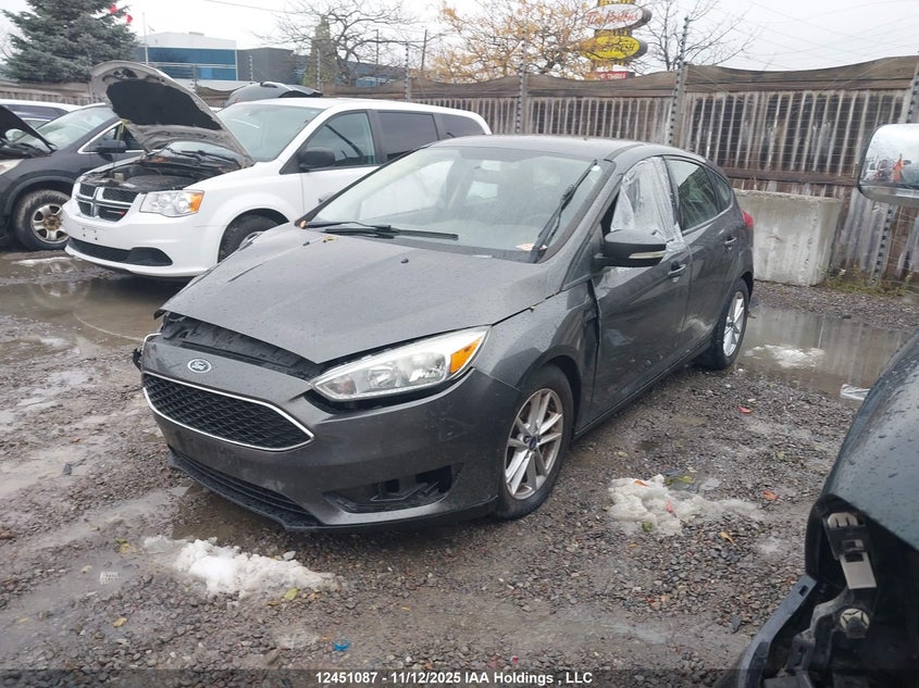 1FADP3K29GL334538 2016 FORD FOCUS photo no. 2