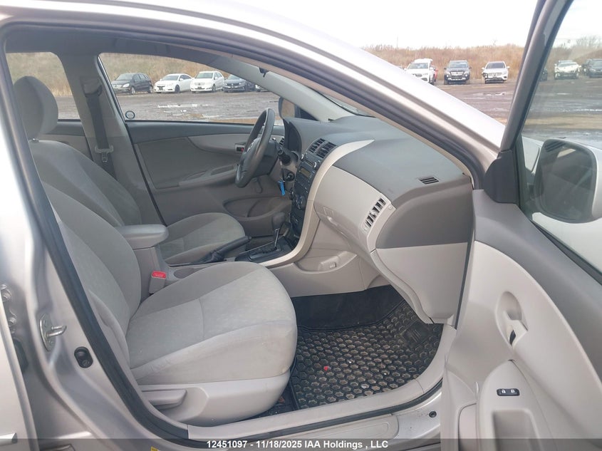 2T1BU4EEXAC366385 2010 TOYOTA COROLLA photo no. 5
