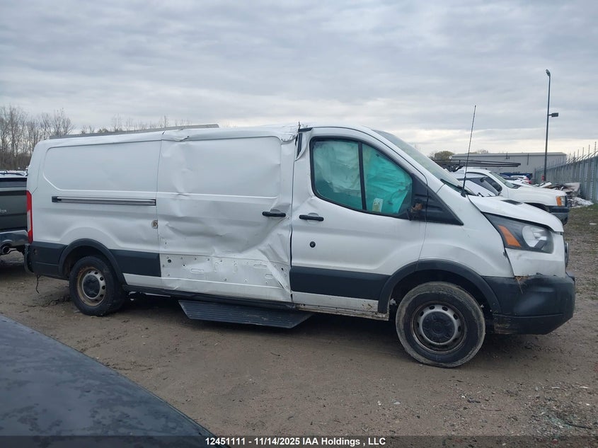 1FTYE2YM1JKB00587 2018 FORD  photo no. 13