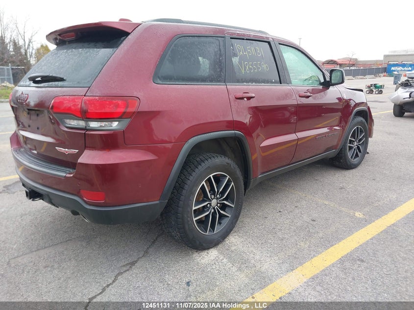 1C4RJFLGXHC855590 2017 JEEP GRAND CHEROKEE photo no. 4
