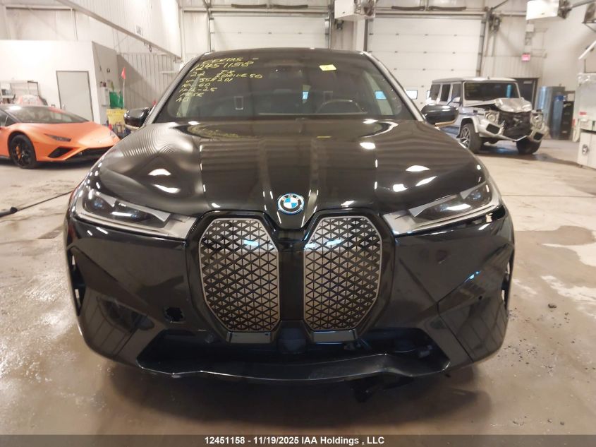 2022 BMW Ix xDrive50 VIN: WB523CF05NCJ58201 Lot: 12451158