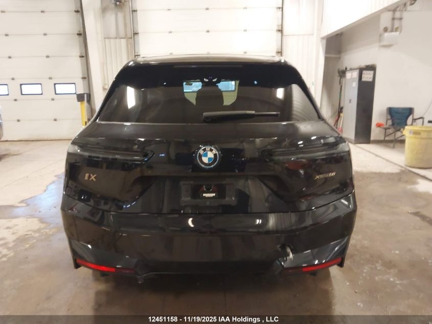 2022 BMW Ix xDrive50 VIN: WB523CF05NCJ58201 Lot: 12451158