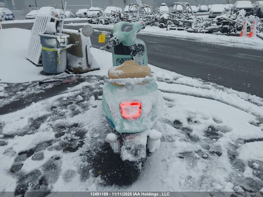 ZAPCD06B3S5100799 2025 PIAGGIO  photo no. 6