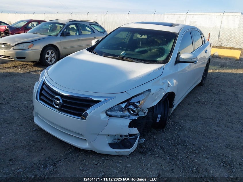 1N4AL3AP0DN589879 2013 NISSAN ALTIMA photo no. 2