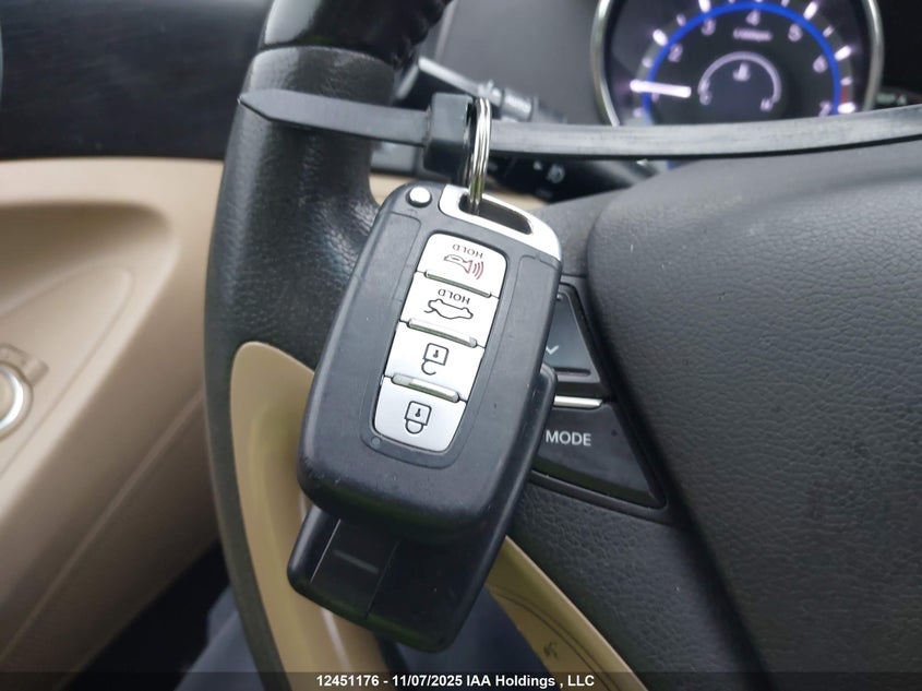 5NPEC4AC2DH746682 2013 HYUNDAI SONATA photo no. 11