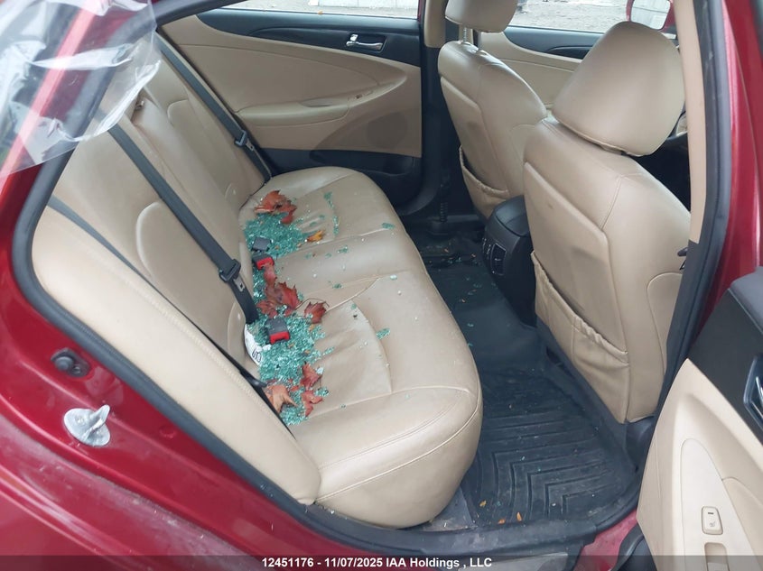 5NPEC4AC2DH746682 2013 HYUNDAI SONATA photo no. 8