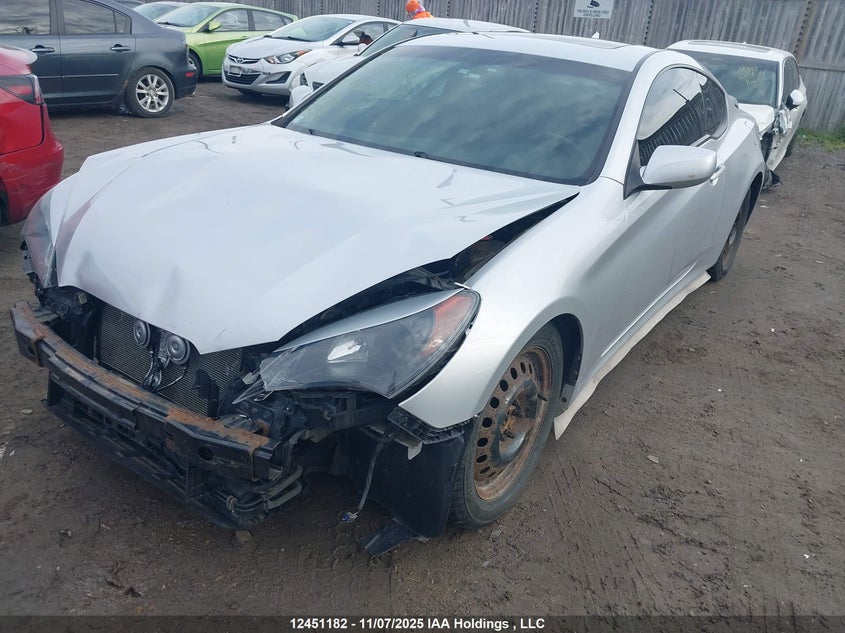 KMHHT6KD3AU039068 2010 HYUNDAI GENESIS photo no. 2