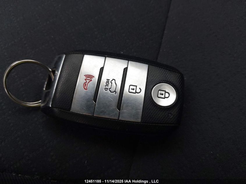 2019 Kia Sorento 2.4L Lx/3.3L Lx VIN: 5XYPGDA5XKG433365 Lot: 12451185