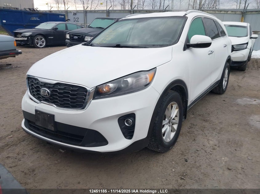 5XYPGDA5XKG433365 2019 KIA SORENTO photo no. 2