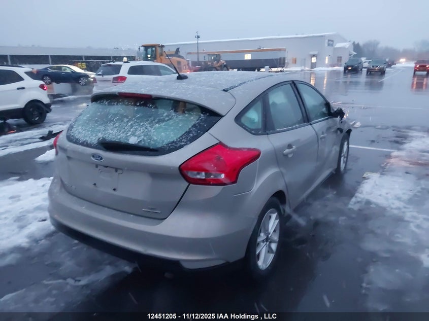 1FADP3K22FL290381 2015 FORD FOCUS photo no. 4