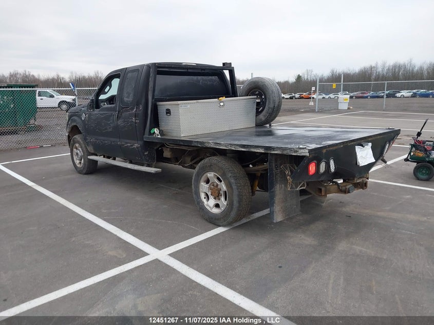 1FT8X3BT2CEB34913 2012 FORD F350 photo no. 3