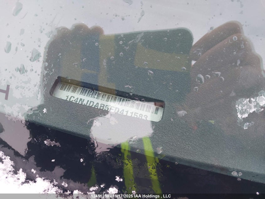 2015 Jeep Compass VIN: 1C4NJDAB5FD411583 Lot: 12451280