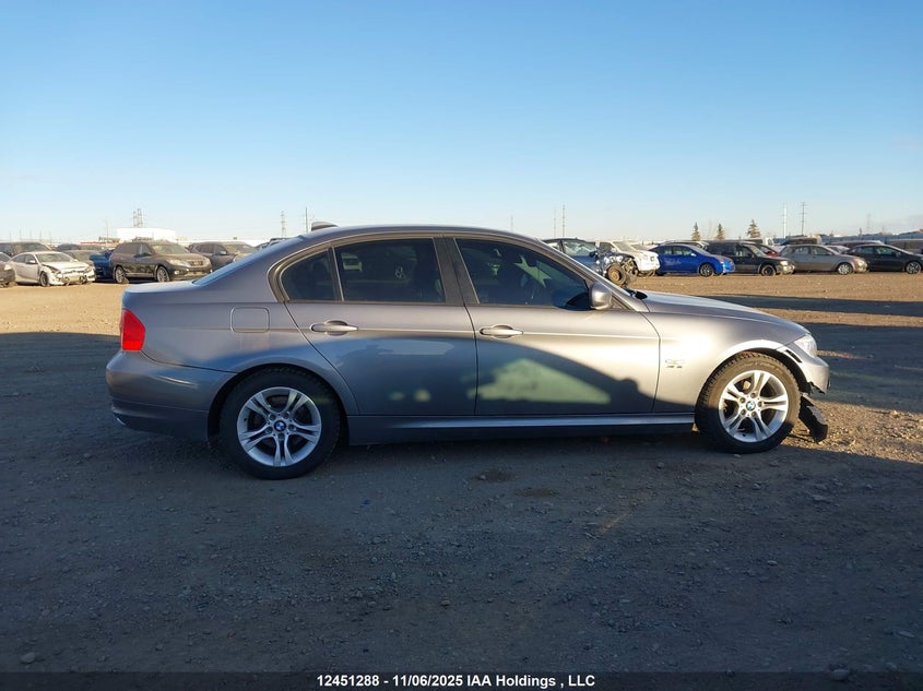 WBAPK7C58BA772782 2011 BMW 3ER photo no. 14