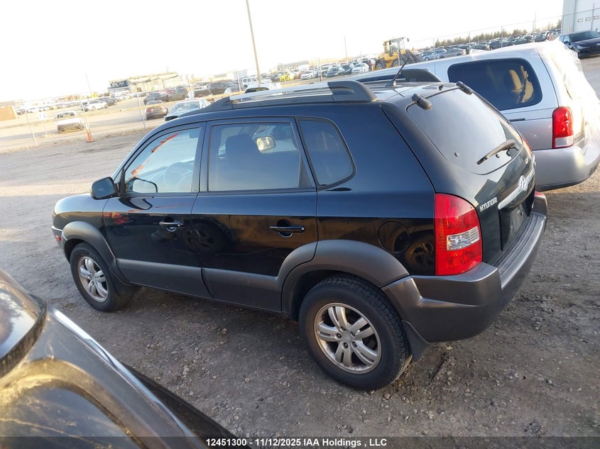 2008 Hyundai Tucson Gl V6/Limited VIN: KM8JM72DX8U886846 Lot: 12451300