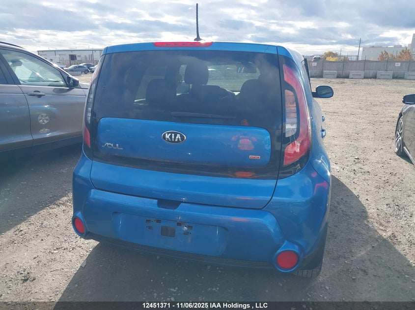 KNDJN2A25F7204245 2015 KIA SOUL photo no. 16