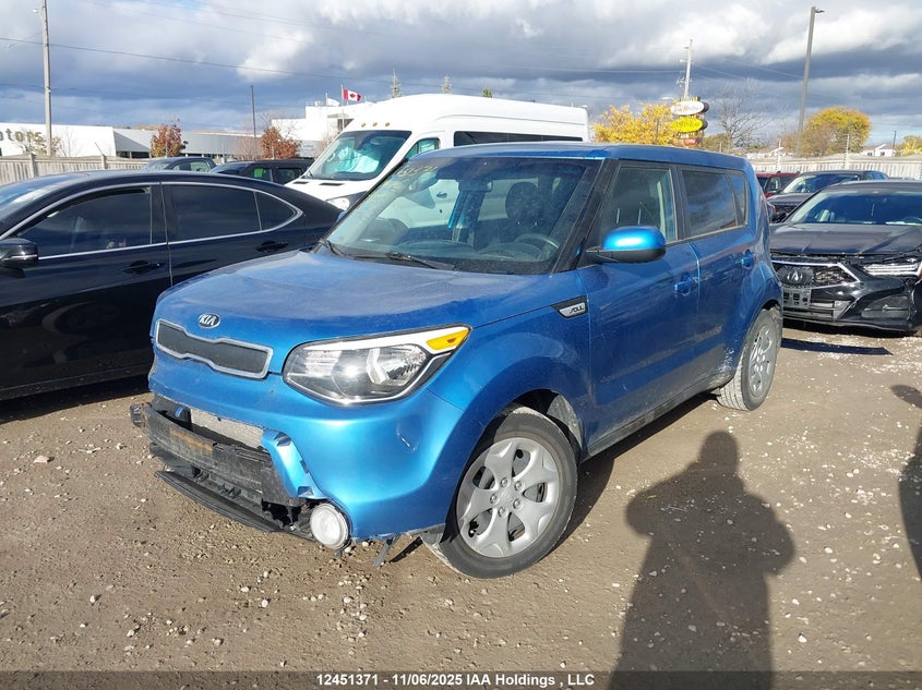 KNDJN2A25F7204245 2015 KIA SOUL photo no. 2