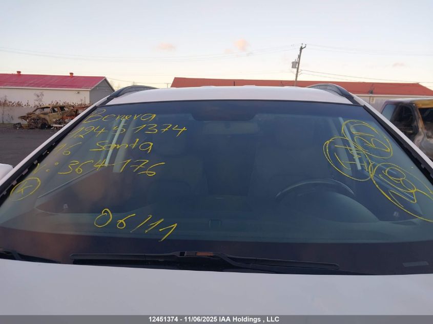 2016 Hyundai Santa Fe Sport 2.0T Premium Adventure Edition VIN: 5XYZUDLA8GG364176 Lot: 12451374