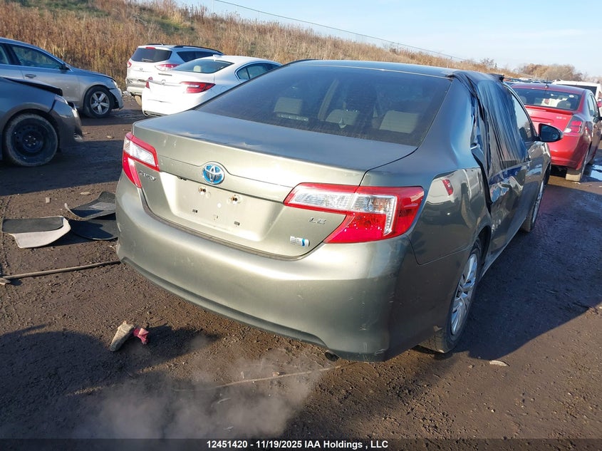 4T1BD1FK2EU129994 2014 TOYOTA CAMRY photo no. 4