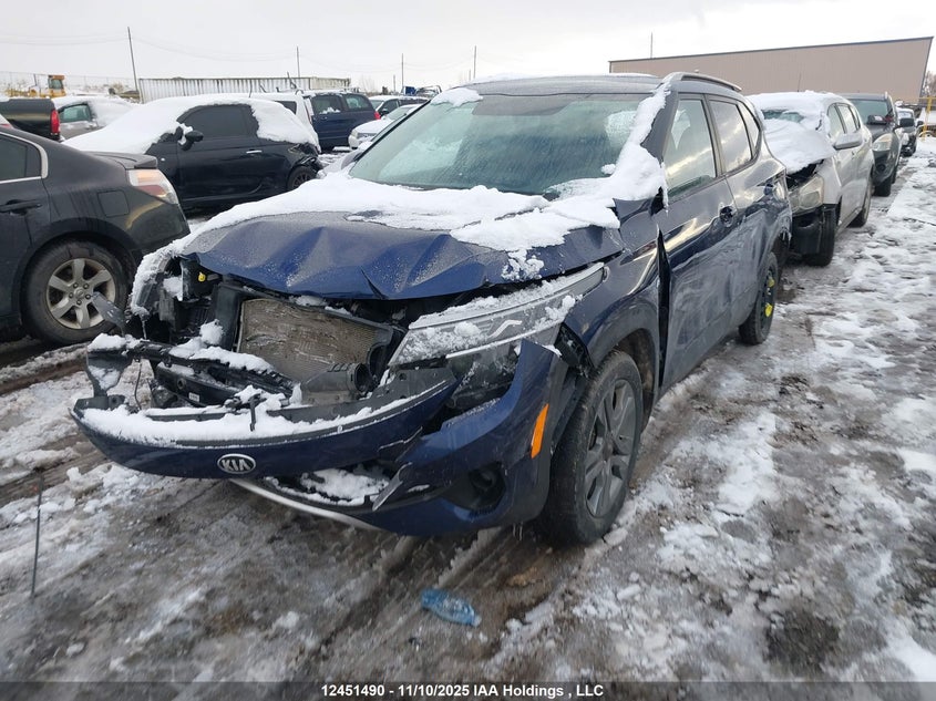 KNDEPCAA2M7152885 2021 KIA SELTOS photo no. 2
