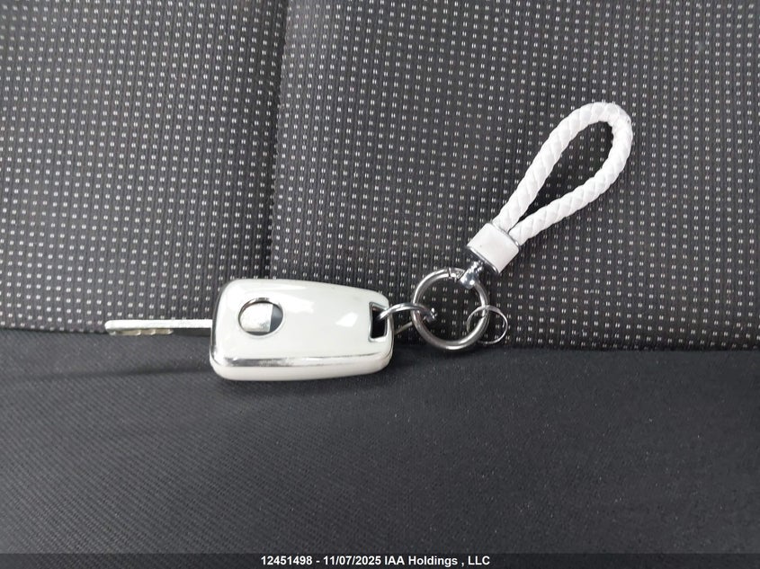 W08AT271285118063 2008 SATURN ASTRA photo no. 11