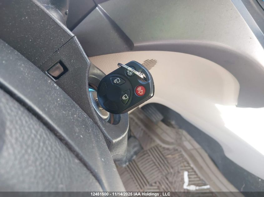 2017 Ford Escape Se VIN: 1FMCU9GD2HUE41563 Lot: 12451500